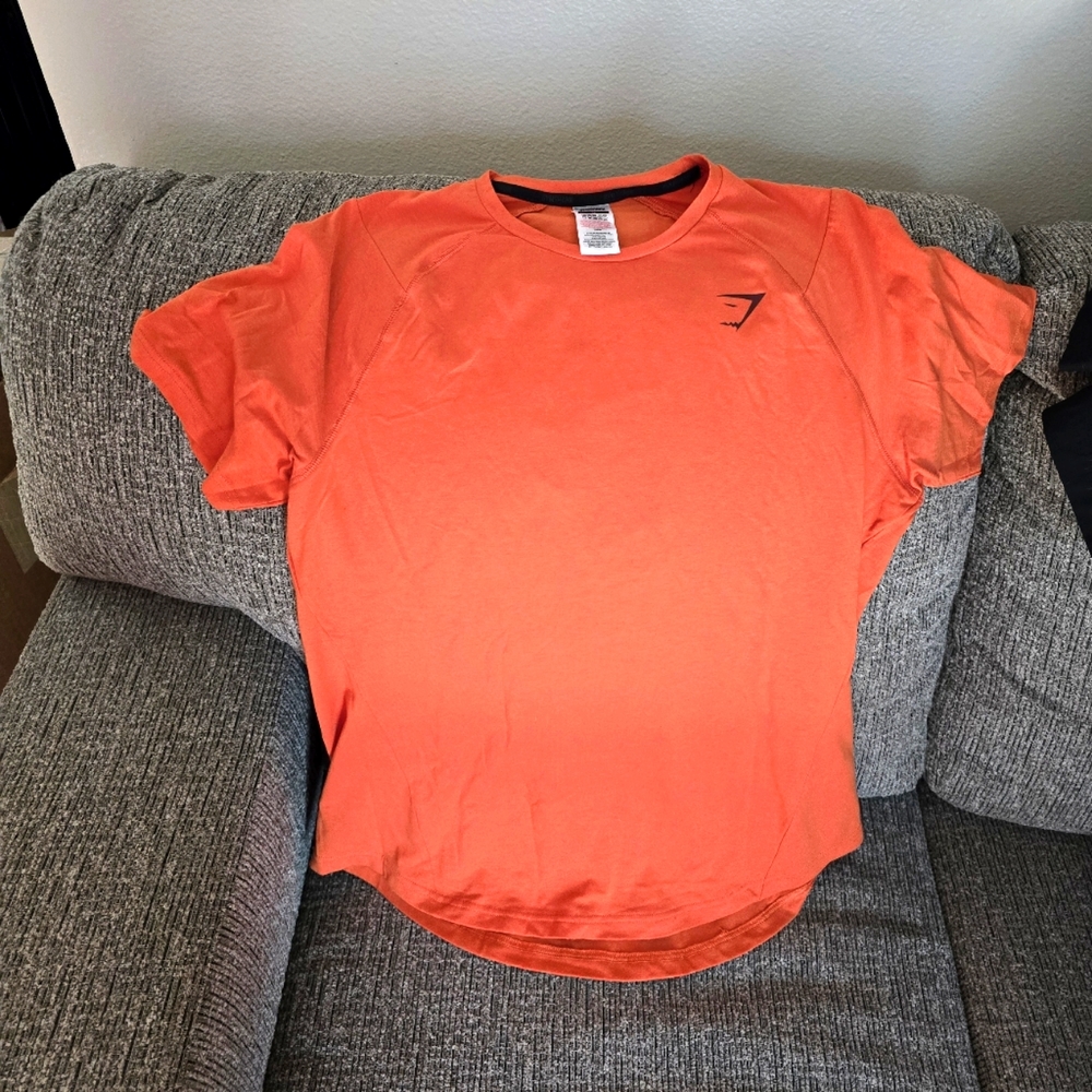 Mens gymshark shirt size XL Orange never worn
